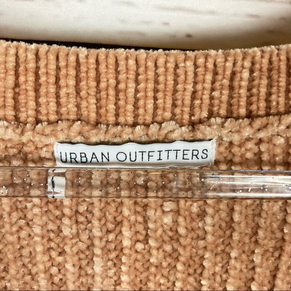 UO Tan Semi-Cropped Chunky Knit Chenille Sweater S - Picture 9 of 11